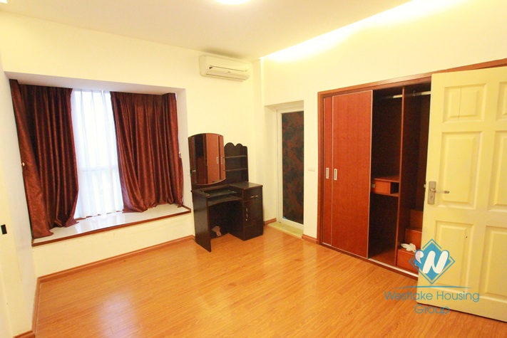 Beautiful 03 bedrooms apartment for rent near Kim Ma Street, Ba Dinh, Hanoi